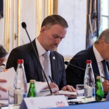 Órgão do governo Trump sugere tarifaço de 25% sobre produtos do Brasil Imagem referente a matéria