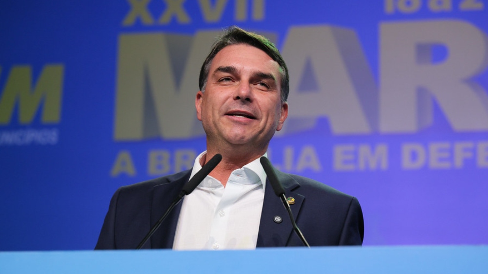 como Flávio quer se recuperar