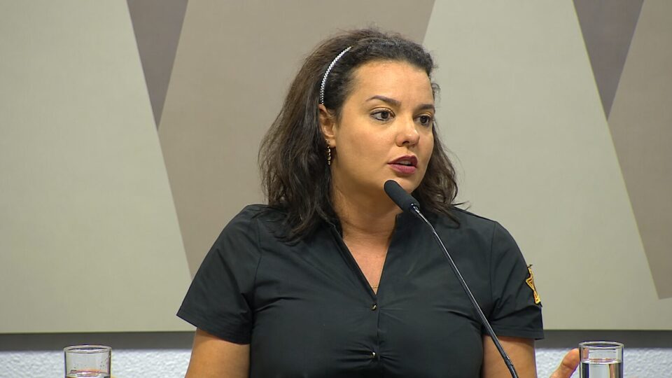 Quem é a médica da Fiocruz que teve as redes sociais bloqueadas pela Justiça?