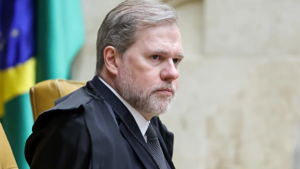 Toffoli marca julgamento de recursos contra regulação das big techs