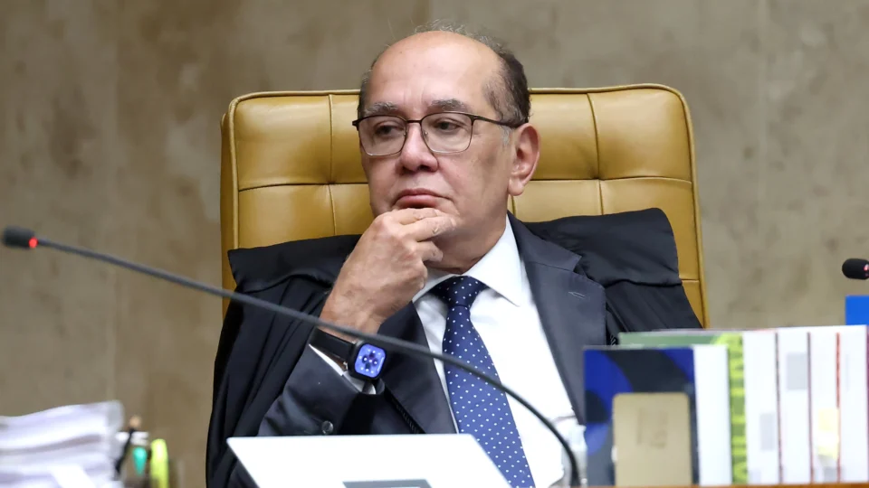 Decano classificou como "avanço civilizatório" mudanças que obrigam remoção de conteúdos.