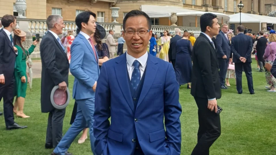 TImothy Cho: alerta sobre o futuro do ocidente.