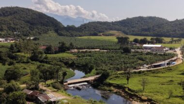 Nova ligação entre Garuva e Joinville terá mais de sete quilômetros de pavimentação, ponte, ciclovia e deve criar alternativa à BR-101 no norte de Santa Catarina.