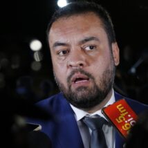 Oitava fase da Op. Compliance Zero apura influência de Castro na aplicação de recursos da previdência fluminense em papéis podres do Master. Imagem referente a matéria