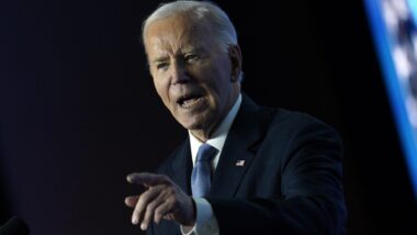Os advogados do ex-presidente dos EUA Joe Biden buscam evitar que áudios e transcrições cheguem ao Congresso Imagem referente a matéria