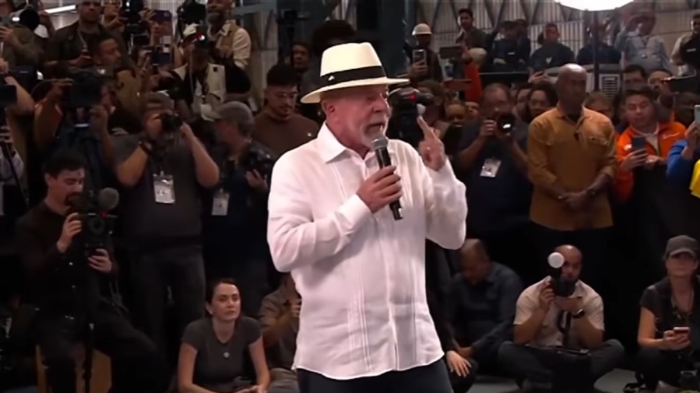 Por que Lula defende que a Petrobras pague mais por equipamentos nacionais?