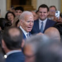 O ex-presidente democrata Joe Biden (2021-2025), em evento em 2024 Imagem referente a matéria