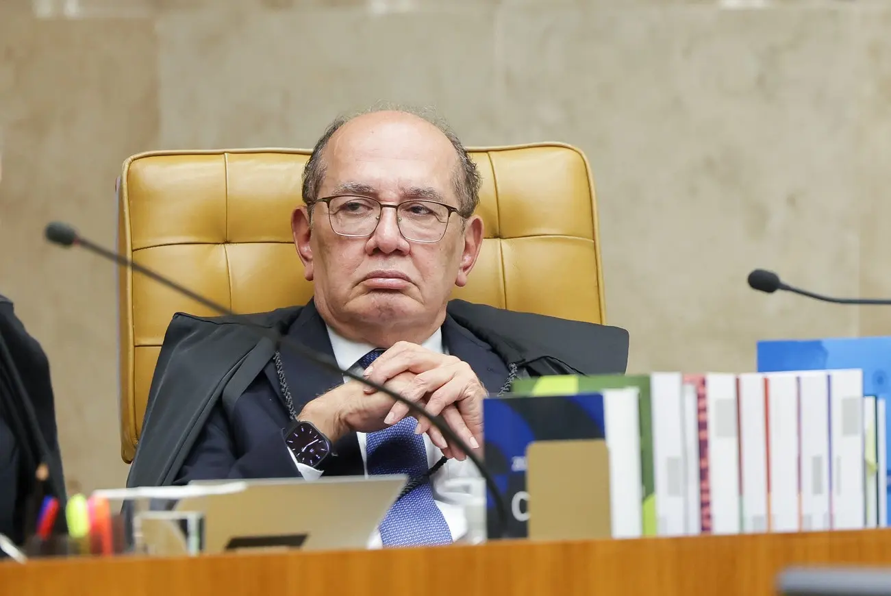 Gilmar pede vista e suspende julgamento sobre Lei da Ficha Limpa