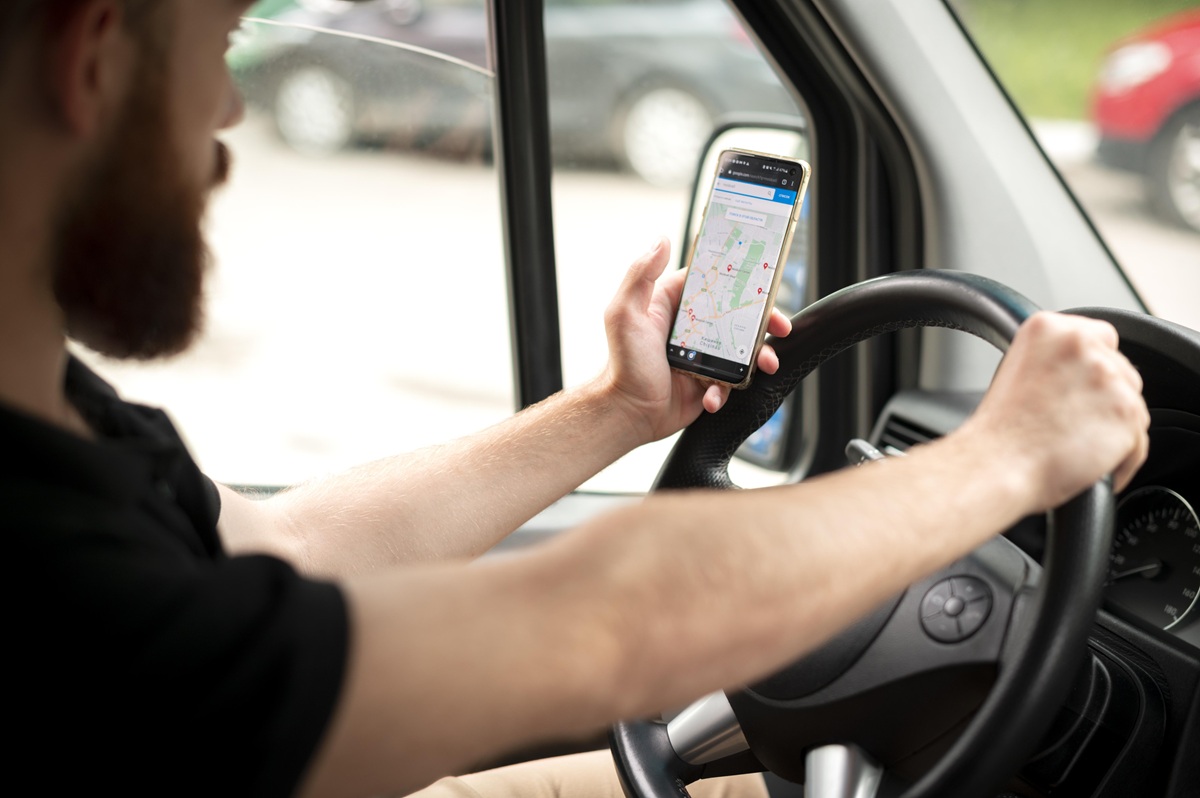 A mobilidade corporativa sob demanda vem transformando a rotina das empresas em Curitiba, com mais controle, segurança e praticidade nos deslocamentos.