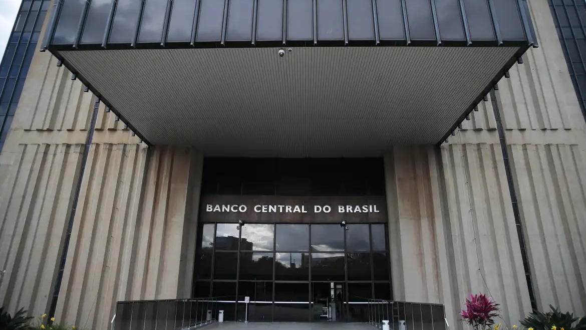Medida visa fortalecer a solidez e a transparência do Sistema Financeiro Nacional (SFN) após crise provocada pelo Master.