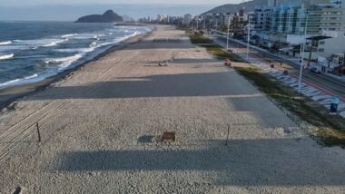 Moradores de Matinhos e Guaratuba relatam alta nos preços de supermercados, combustíveis, serviços e aluguéis.