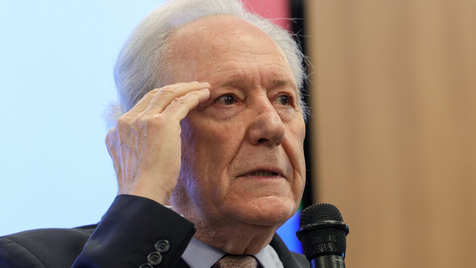 Lewandowski diz que Brasil pode virar “pária internacional” após decisão dos EUA