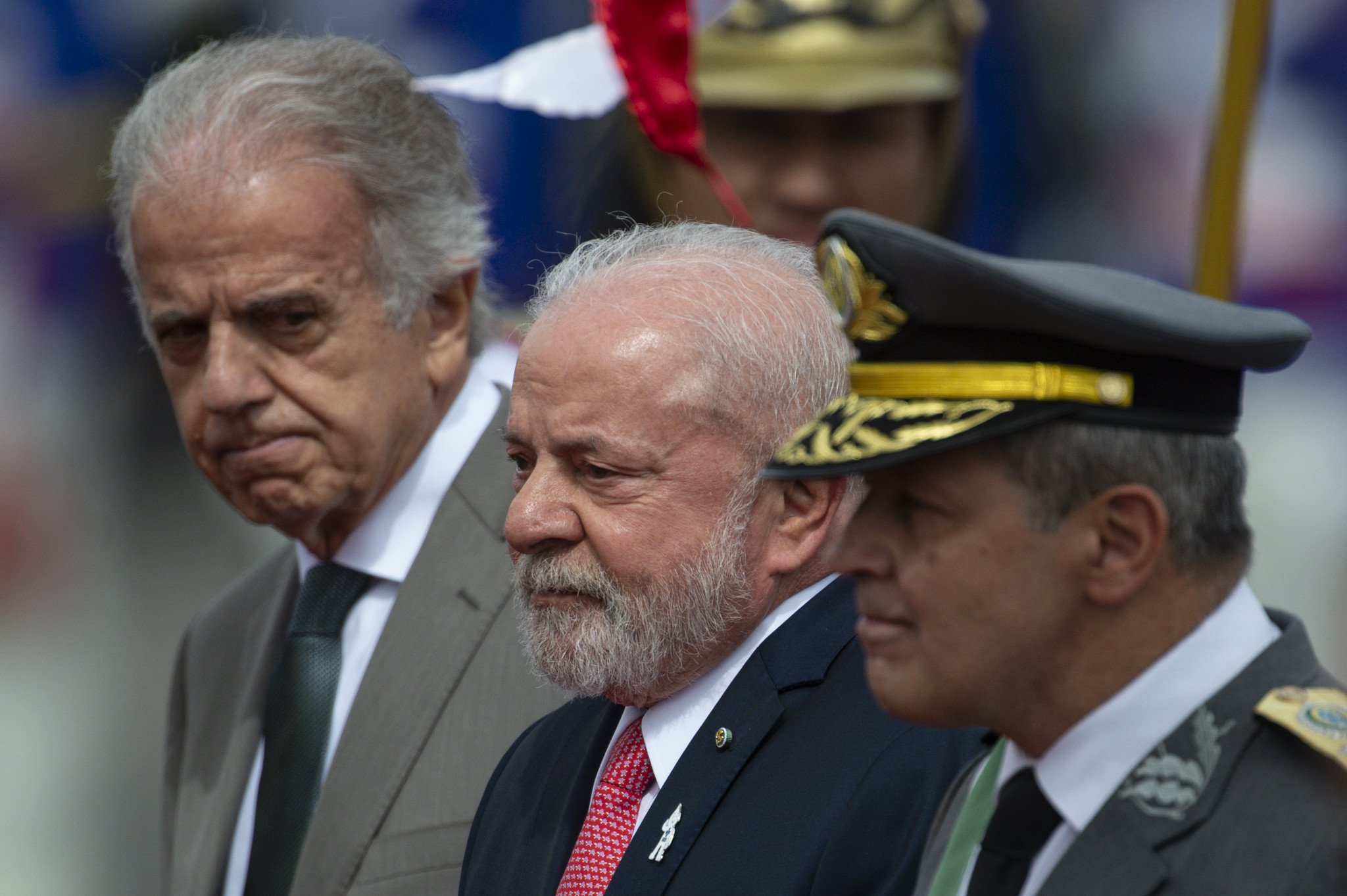 Cover image for Governo federal anuncia bloqueio de R$ 23,7 bilhões no Orçamento de 2026