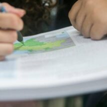 TJSE manteve condenação de pais a multa, advertência e obrigação de matrícula escolar. Imagem referente a matéria