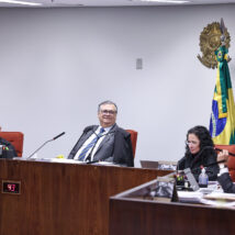 Liminar de Flávio Dino recebeu votos favoráveis de Cármen Lúcia e Alexandre de Moraes.