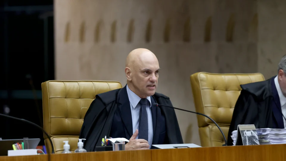 Durante discurso no "Gilmarpalooza", vice-presidente do STF citou encíclica para defender regulação internacional da IA.