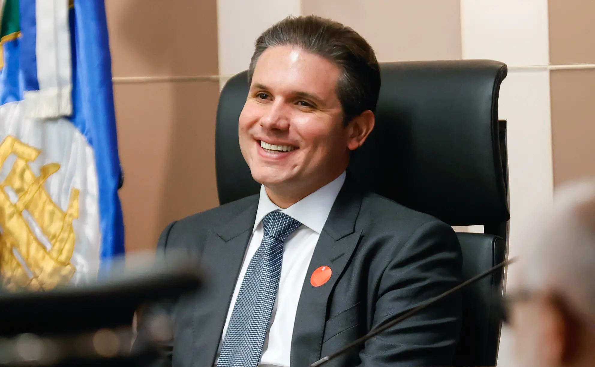 Presidente da Câmara disse que pretende pautar regulação da IA o quanto antes, para que regras estejam em vigor já nas eleições. 