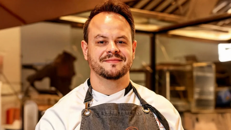 chef Ivan Kaehler, da La Cocina Gastronomia, desenvolveu menus especiais para quem deseja transformar o Dia dos Namorados em uma experiência marcante sem sair de casa.