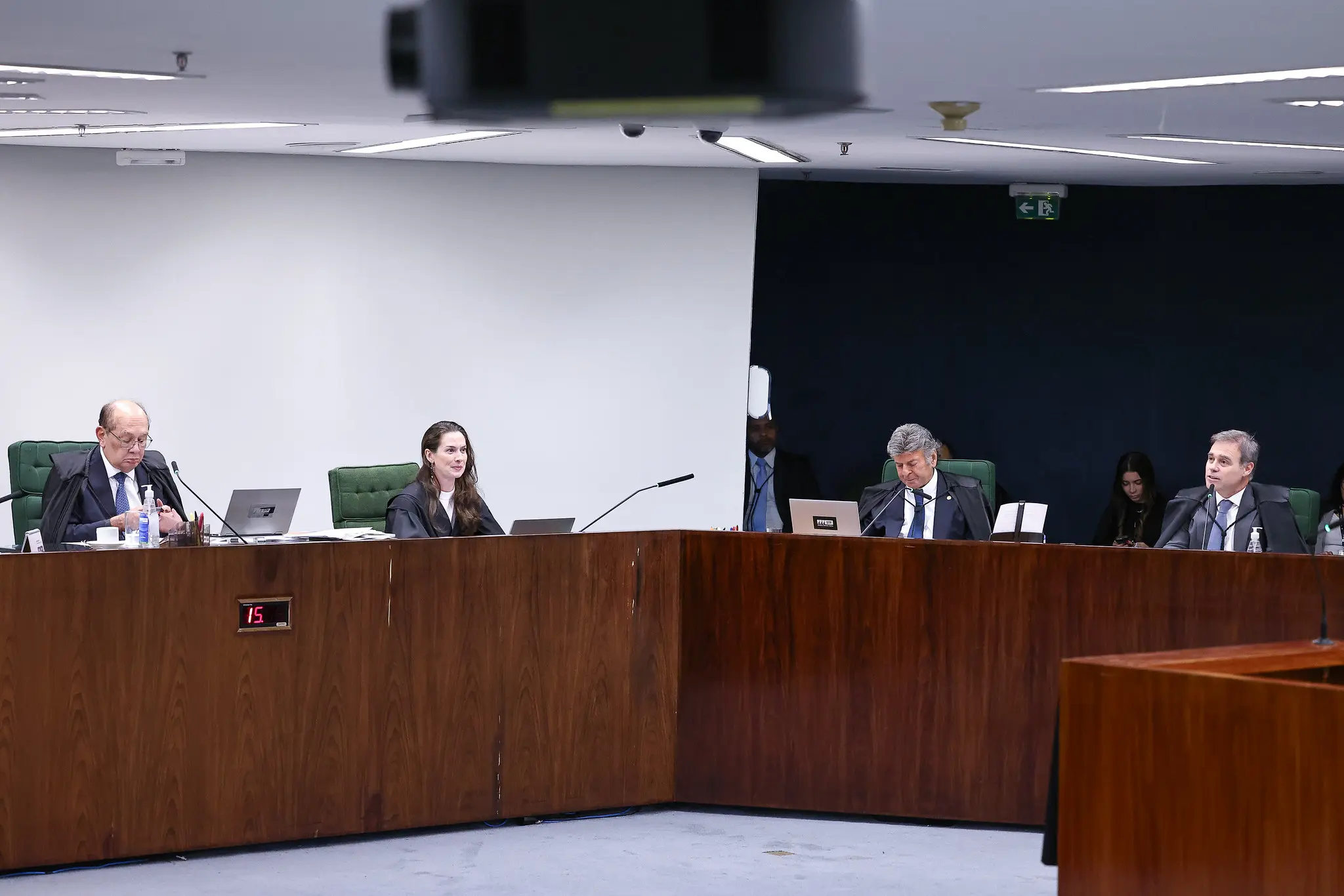 Ministros da Segunda Turma consideram impossível que Petrobras siga em ação de improbidade sozinha. 