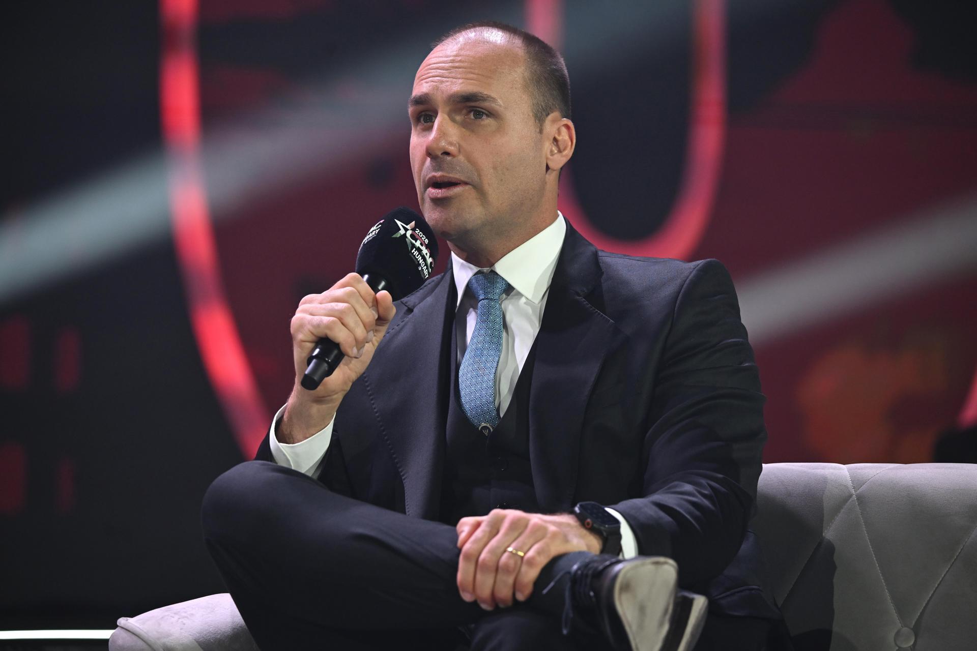 Primeira Turma julga Eduardo Bolsonaro no dia 16 por suposta coação contra o STF