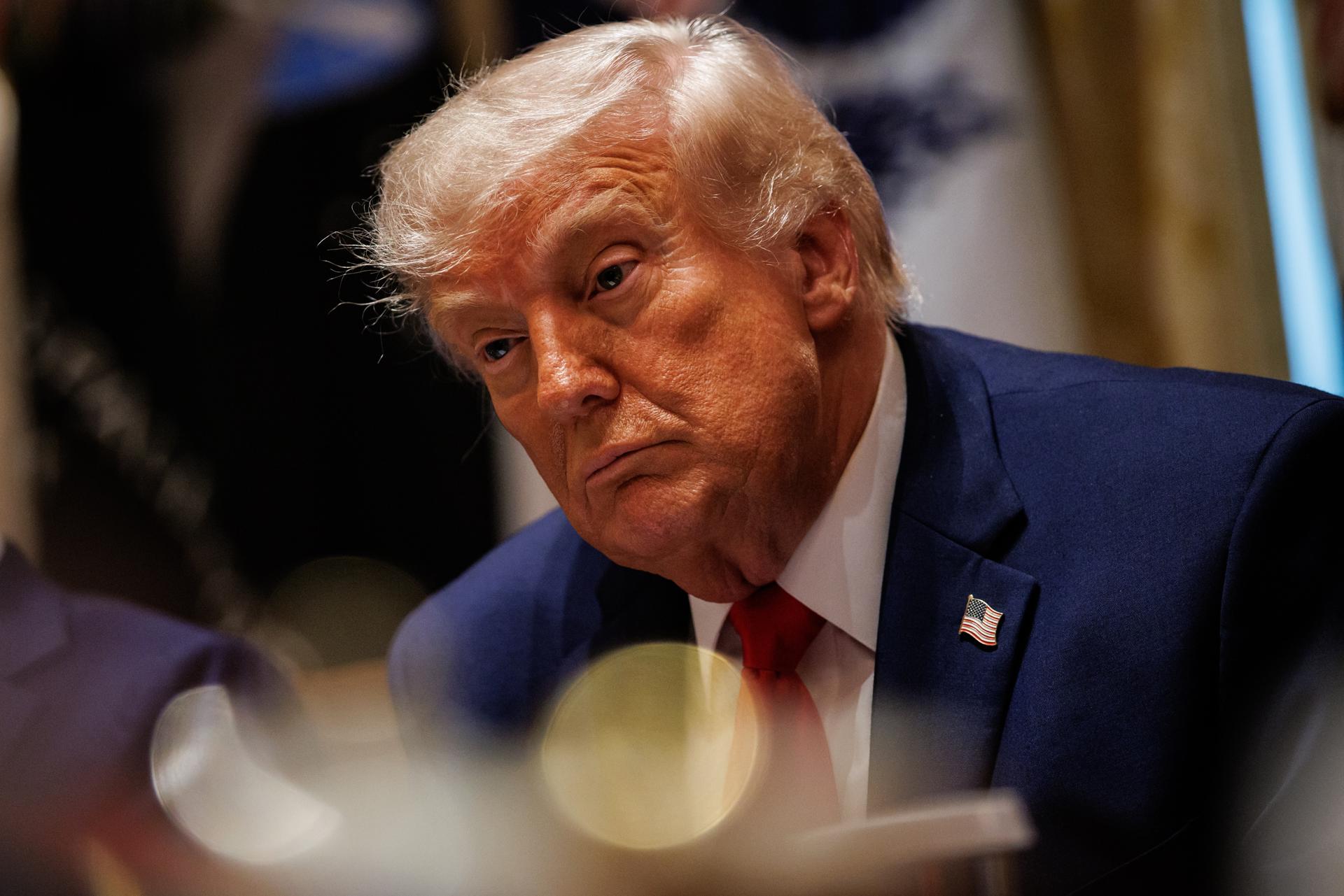 Câmara dos EUA aprova resolução que pode forçar Trump a encerrar guerra no Irã