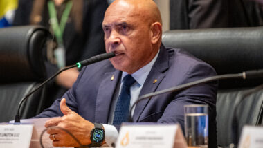 Baleia Rossi criou comissão para debater possível afastamento de Wellington Luiz da liderança local. Imagem referente a matéria