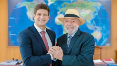 Edinho Silva afirmou que Lula apoiará apenas João Campos, sem subir no palanque de Raquel Lyra.