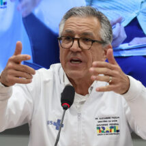 Vacinação contra dengue com imunizante do Butantan é suspensa após 2 mortes Imagem referente a matéria