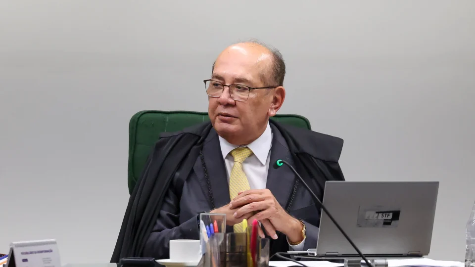 Gilmar Mendes cita limite entre crítica e ofensa ao anunciar doação de indenização
