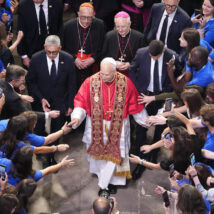 Discurso histórico do Papa desafia governo espanhol sobre aborto e eutanásia Imagem referente a matéria