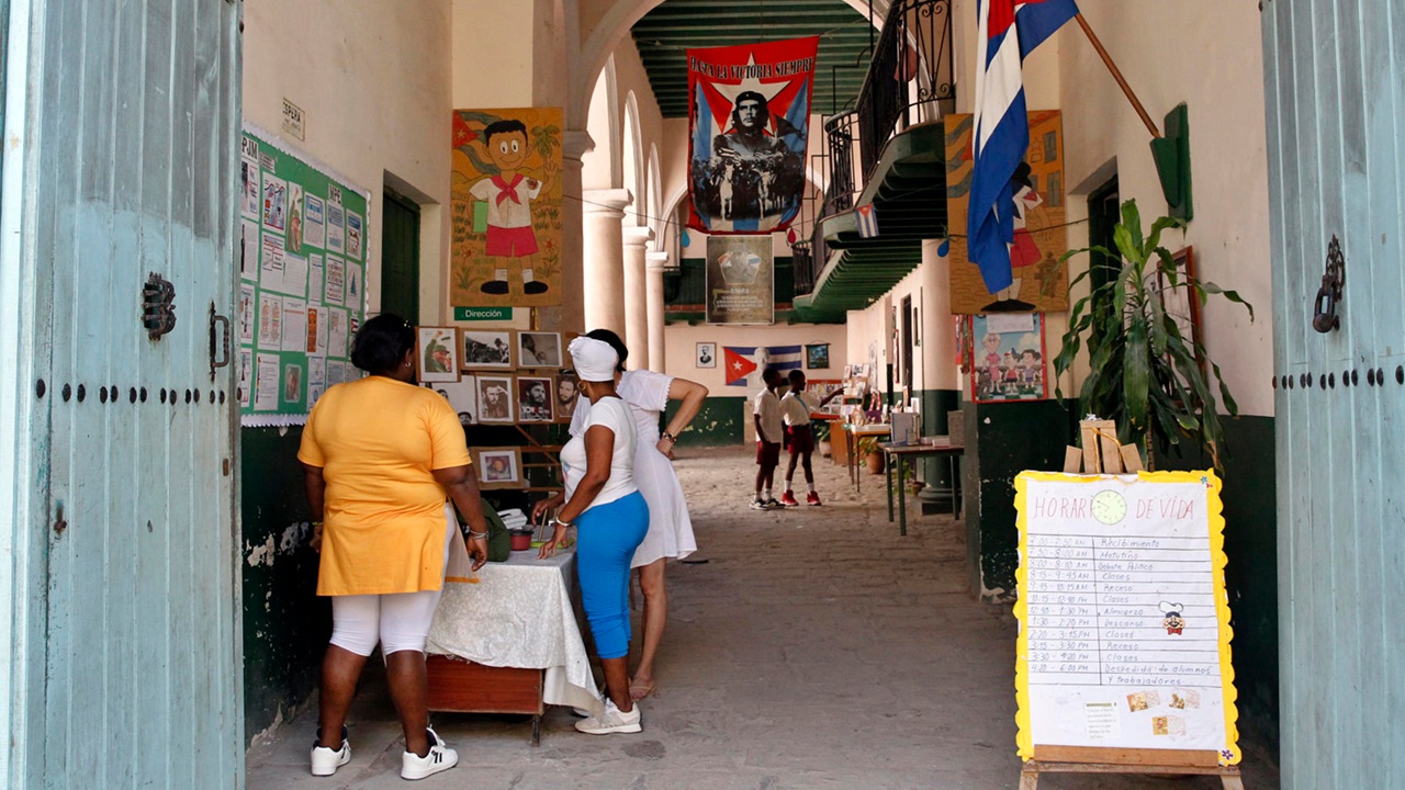 Apagões fazem ano letivo chegar ao fim mais cedo em Cuba
