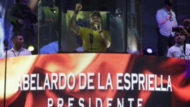 colômbia direita candidato desafia ordem judicial