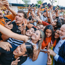Atento a tendência do “Socialismo Gen Z”, presidente Lula (PT) busca aproximação a jovens. Imagem referente a matéria