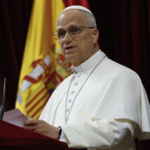 Papa Leão XIV lançou um ultimato moral: uma sociedade que abandona vulneráveis, doentes e nascituros não pode ser chamada de justa. Imagem referente a matéria