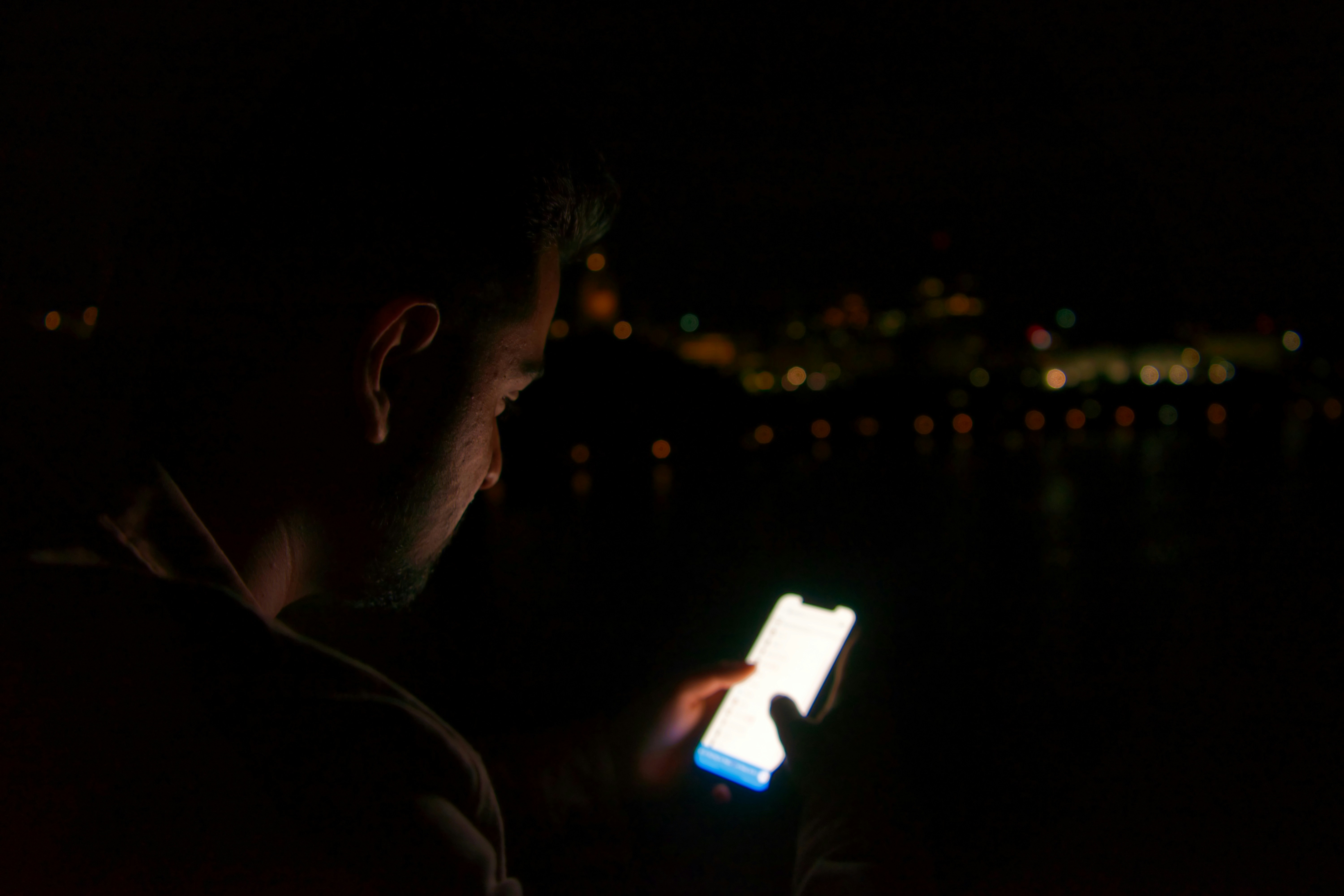 Para especialista em compulsões sexuais e vícios digitais, a pornografia é um dos maiores artifícios antinatalidade.