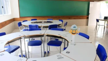 Fundepar investiga construtora após contratos de R$ 2,7 milhões não resultarem em obras em 13 escolas estaduais do Paraná.