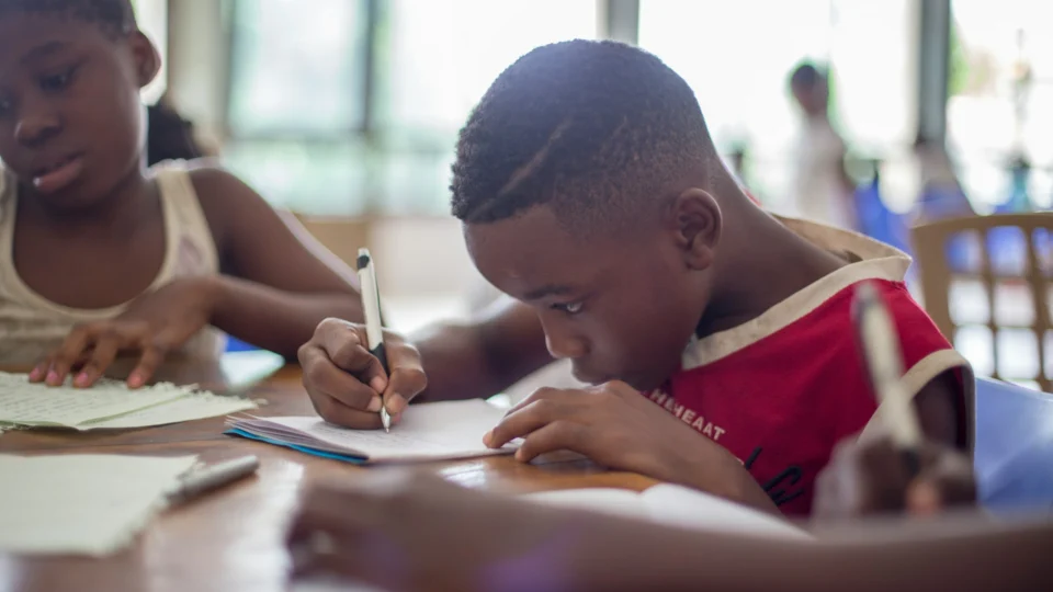 Lei 15.436/2026 cria o plano nacional estudantes com altas habilidades e superdotação