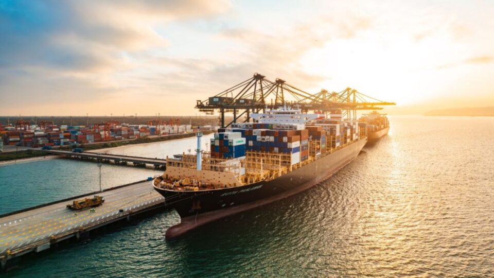 Exportações de SC sobem 2,5% e importações chegam a US$ 14,9 bilhões