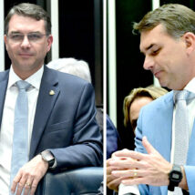 O que o relógio de Flávio Bolsonaro revela sobre a política brasileira Flávio Bolsonaro troca relógio para modelo mais simples.