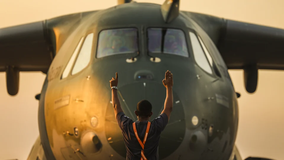 Embraer indústria bélica Brasil