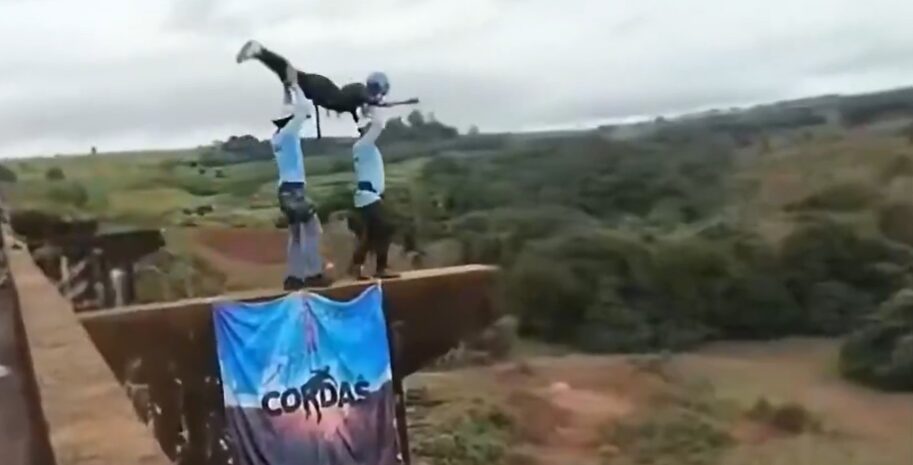 Mulher arremessada de ponte sem corda morre em Limeira