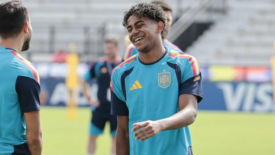 Lamine Yamal, jogador da Espanha