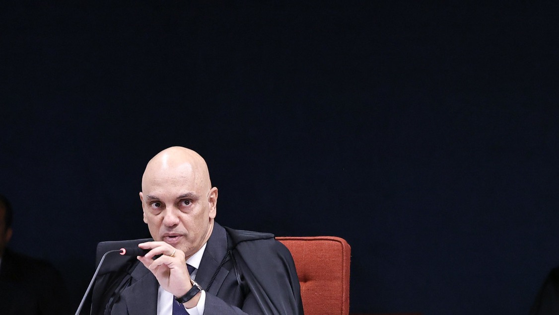 Alexandre de Moraes julgou Carla Zambelli e Eduardo Bolsonaro, ambos acusados de lhe causar danos