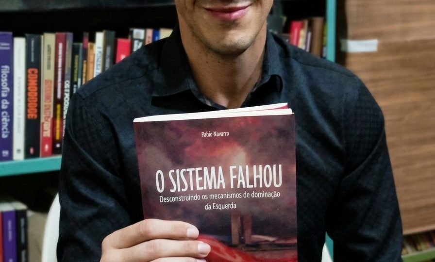 “Não foi incompetência, foi projeto”: cientista político diz que Estado sabotou a educação brasileira 