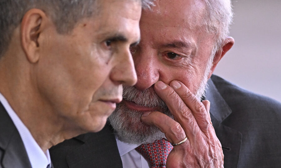 Justiça manda governo suspender anúncios pagos defendendo fim da escala 6×1