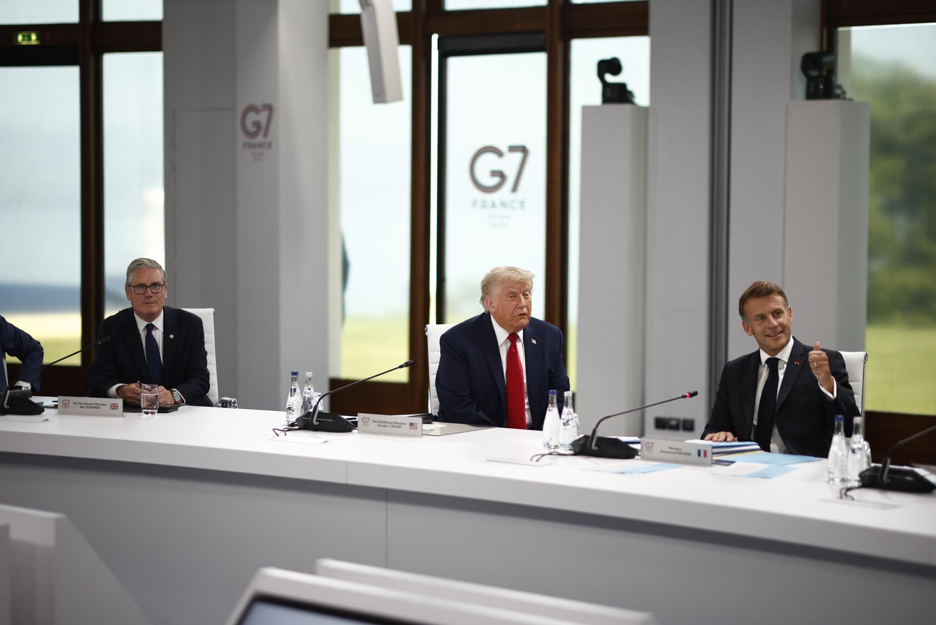 Trump diz que memorando não é acordo final e que EUA atacarão se Irã não “se comportar”