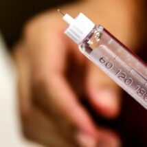 Projetadas para o tratamento de diabetes, canetas se tornaram populares entre quem busca perder peso. Imagem referente a matéria
