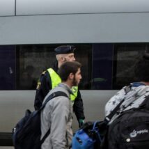 Imigrantes na Suécia: novas regras exigem bom comportamento. Imagem referente a matéria
