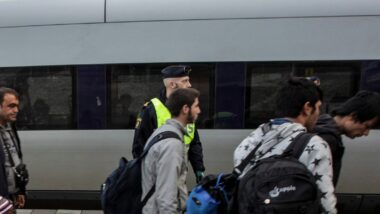 Imigrantes na Suécia: novas regras exigem bom comportamento. Imagem referente a matéria