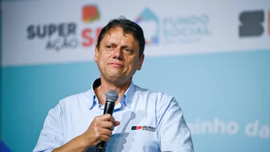 Governador paulista fala em processo injusto, mas avalia que planos de campanha seguem como estavam.